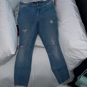 Size 5r hollister jeans